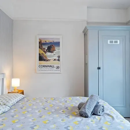Pendennis - Bright Victorian Flat, Sea Views & Close To * Φάλμαουθ
